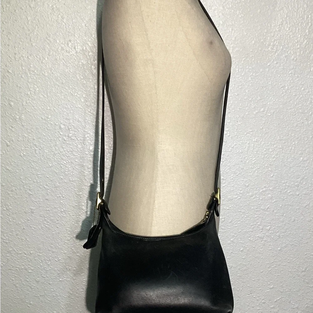 Coach vintage legacy 9136 Black Leather Shoulder Bag